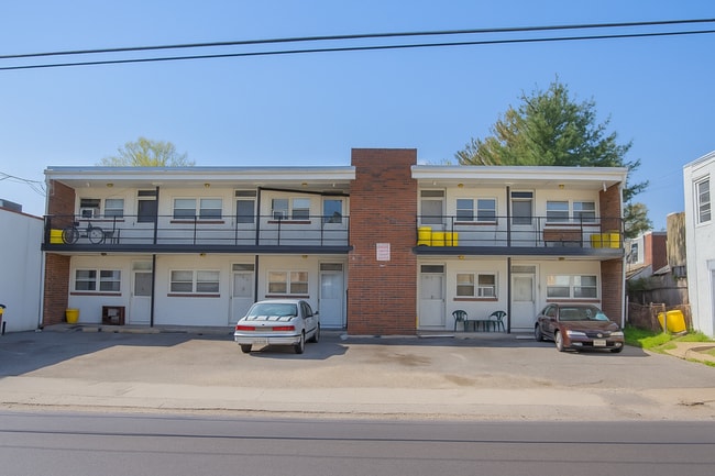 Building Photo - 2020 Woodlynne Ave Rental