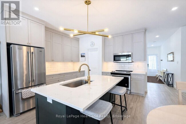 Photo - 20 Silver Crk Rd