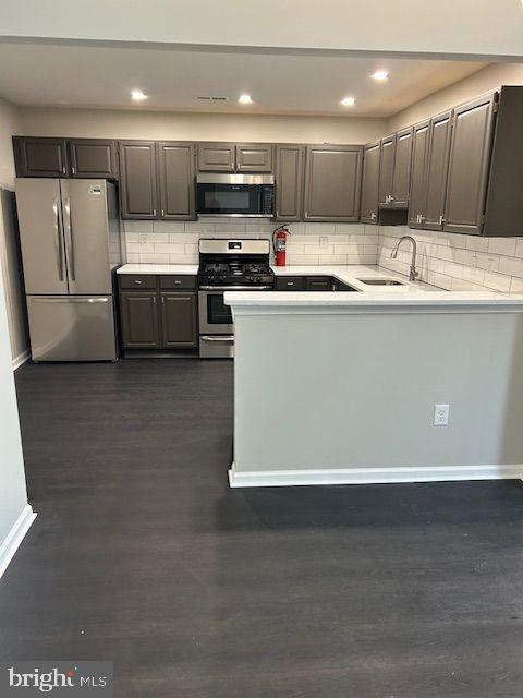 Photo - 318 Whittier Ct