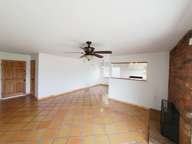 Photo - North Oxnard Lovely Home For Rent 3 Bedrooms and 2 bathrooms