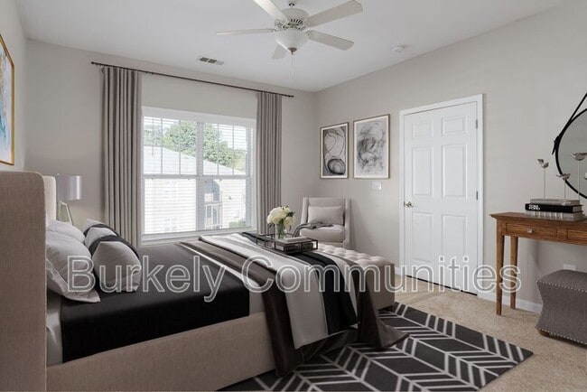 Photo - 104 Thornton Ct Unit Apartment E