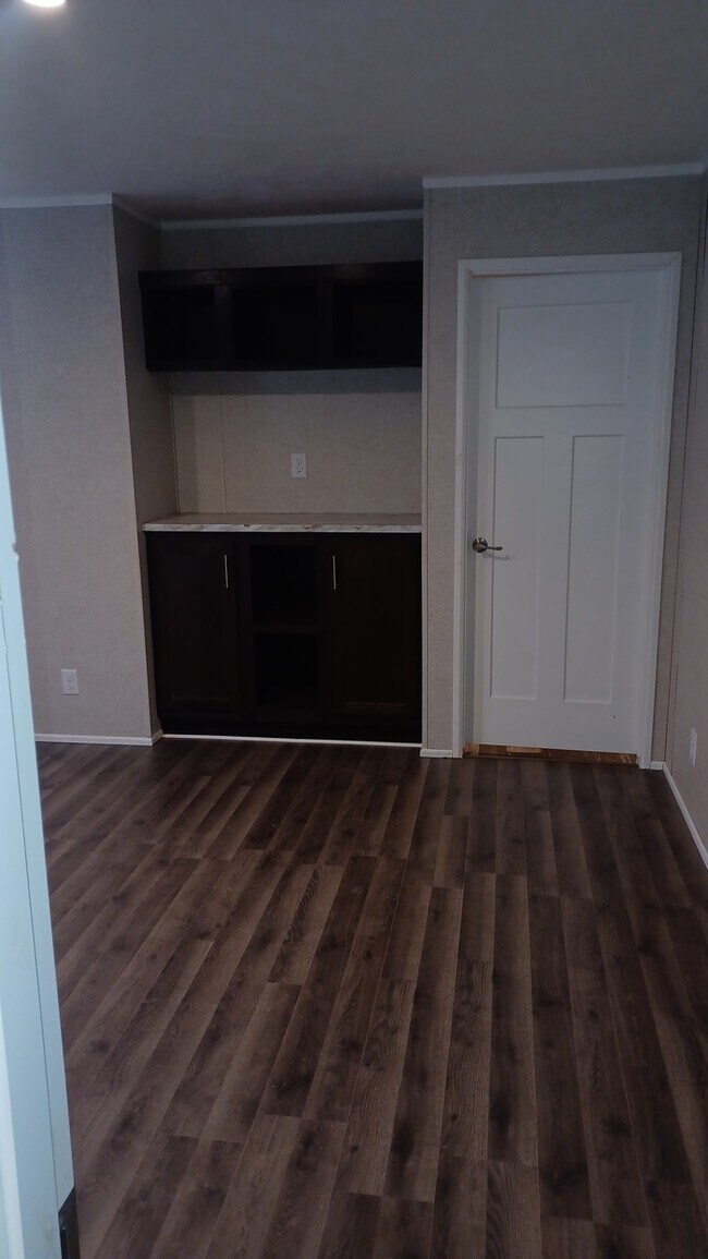 Photo - 3 bed 2 bath Mobile Home