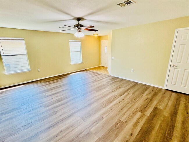 Photo - 1220 Anise Dr