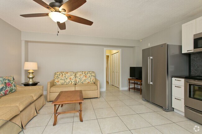 Building Photo - Remodeled boutique 1/1 Unit 303 Rental