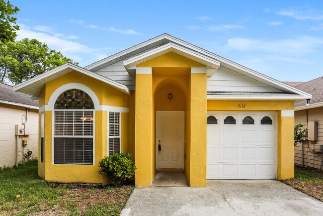 Photo - 1632 Chatham Cir Casa