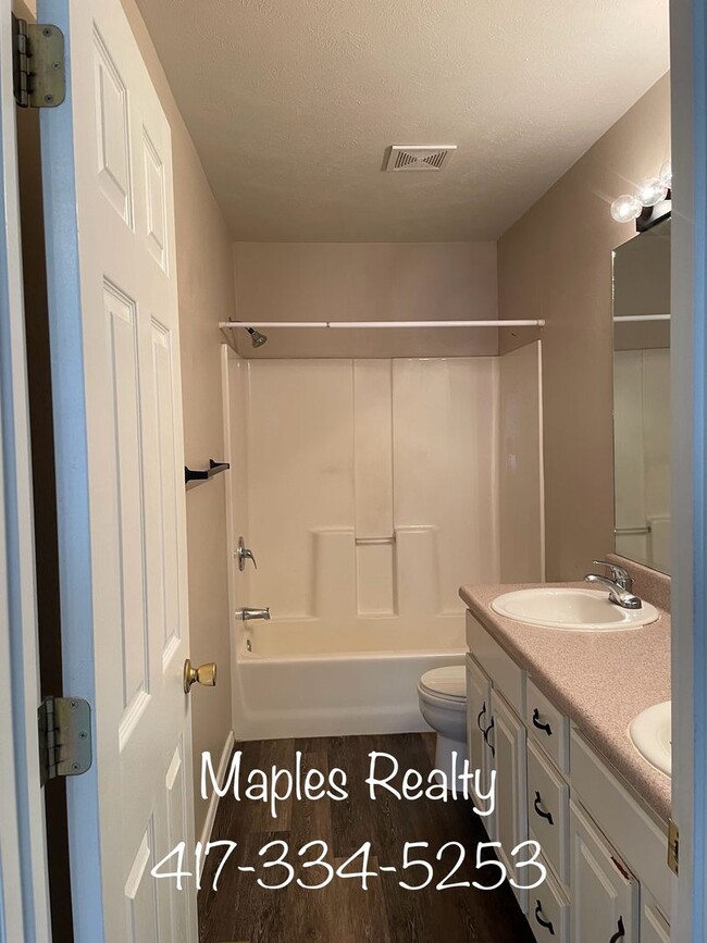 Photo - 3 Bedroom, 2 1/2 Bathroom Patio Home in Wo...