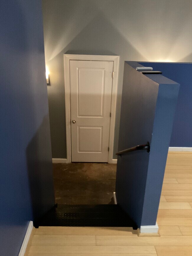 Photo - 701 Lamont St NW Unidad 10