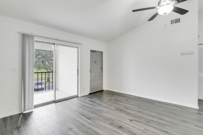 Photo - 6392 Chasewood Dr Unit F