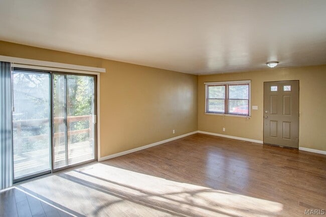 Photo - 308 Bobbie Dr