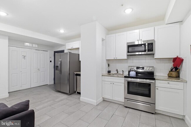 Photo - 925 N Broad St Unidad 4B