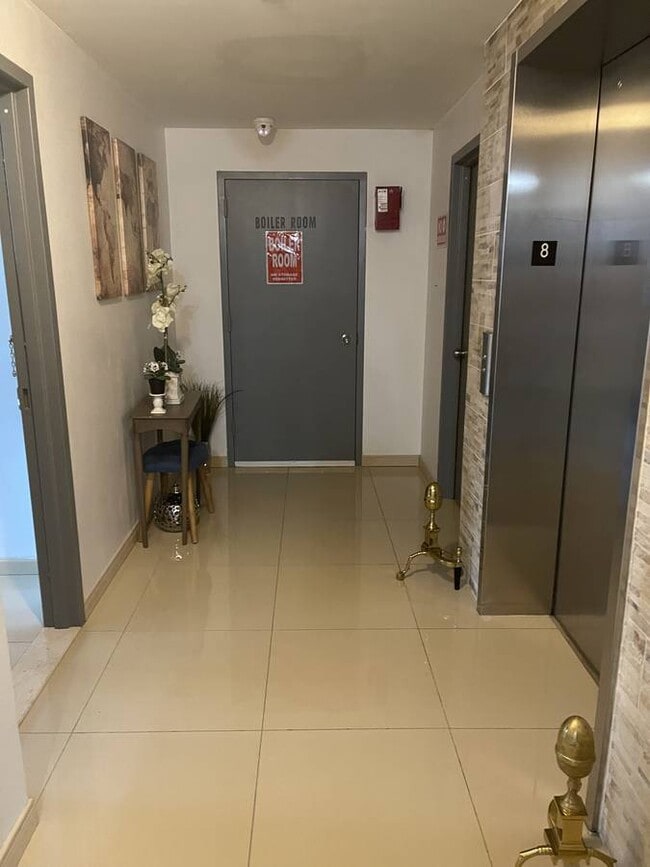 Photo - 6426 Queens Blvd Unit #4B