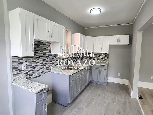 Building Photo - 267 Goldsmith Ave Unit 267 Goldsmith Avenue Rental