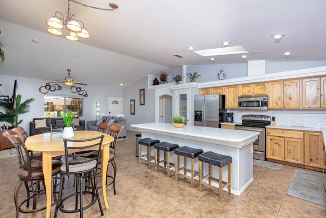 Photo - 3161 Newport Dr