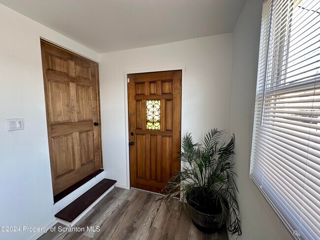 Photo - 197 Elizabeth St