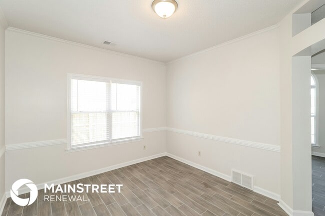 Photo - 7555 Windsong Dr