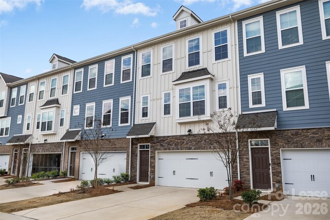 Photo - 6985 Waterstone Dr