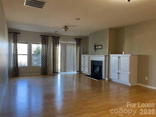 Photo - 105 E Neel Ranch Rd