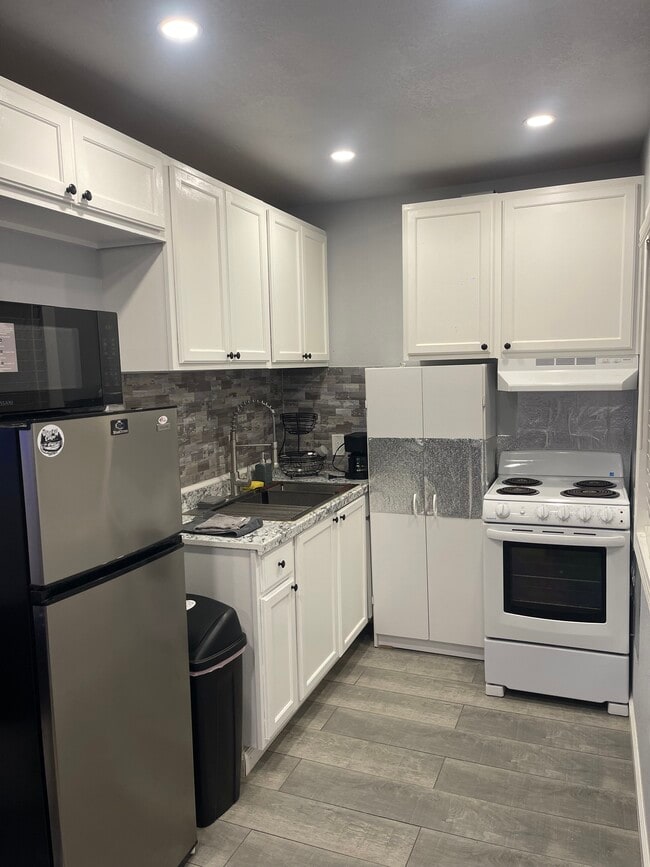 Photo - 2529 Crommelin Ave Unit 2533 ADU