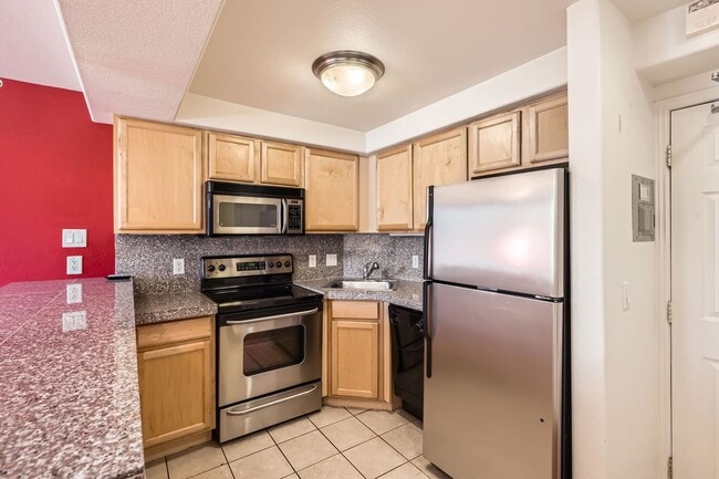 Cool 1 bedroom Condo in Uptown Medical Dis... - Cool 1 bedroom Condo in Uptown Medical Dis... Unit 402