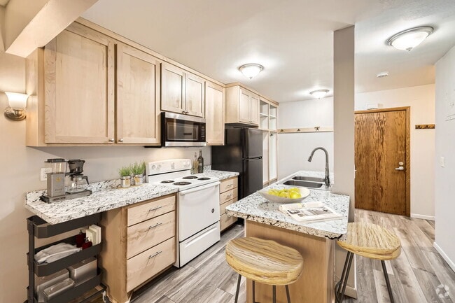 Building Photo - The Chalet Rental