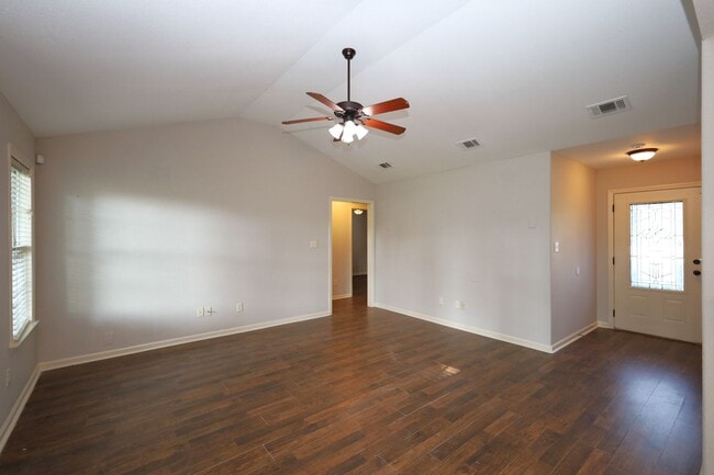 3990 Rock Hollow