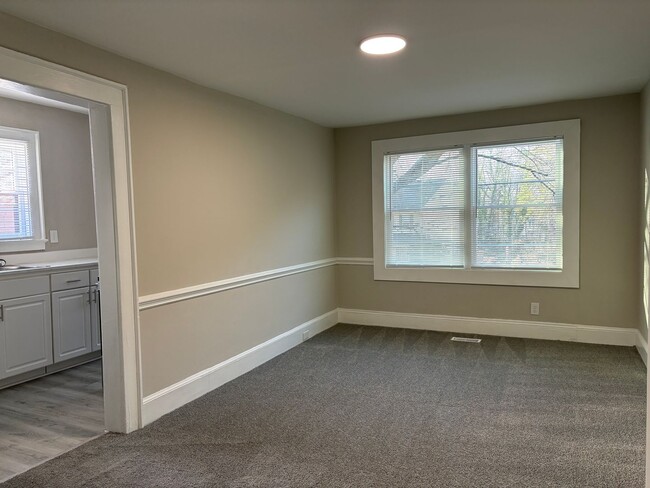 Photo - 2 Bedroom, 1 Bathroom Apartment in Reidsville!