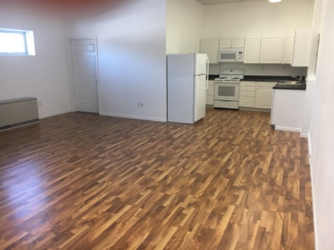 Photo - 208 Center St Unit 11