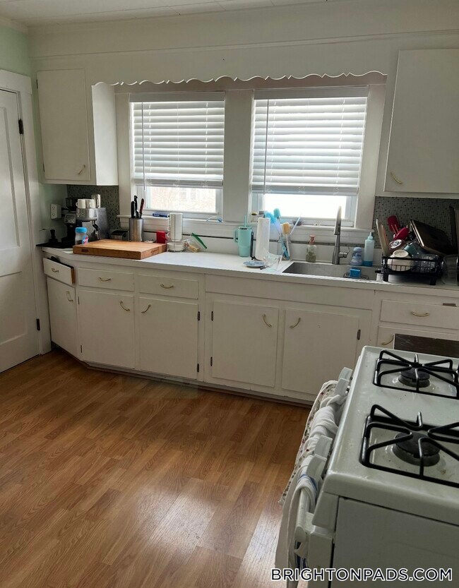 Photo - 81 Cresthill Rd