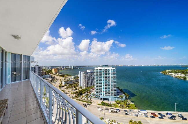 Photo - 7601 E Treasure Dr Unit PH215