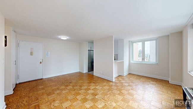 Building Photo - 400 E 71st St Unit 17U Rental