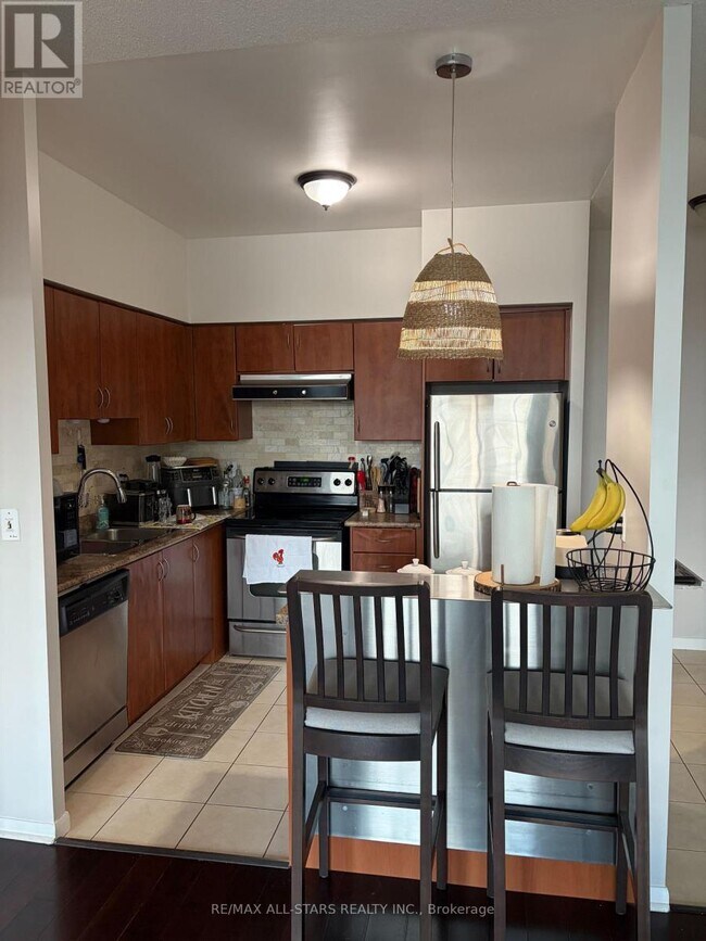 Photo - 185 Legion Rd N Unit 217