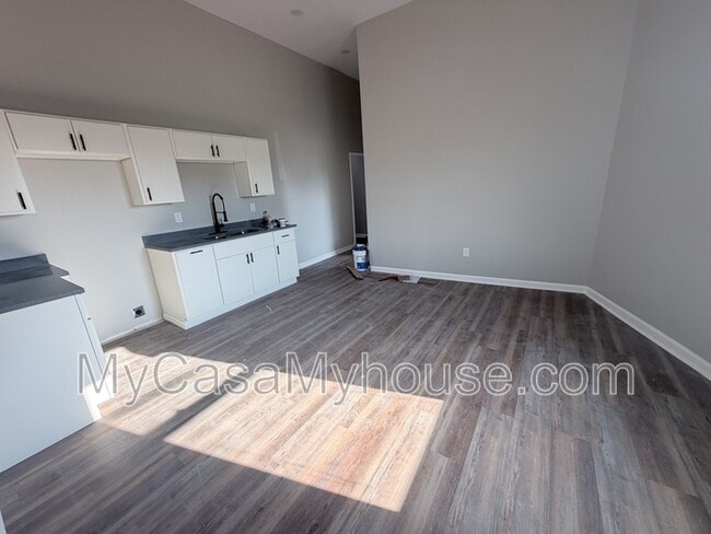 Photo - 1413 Court Ave