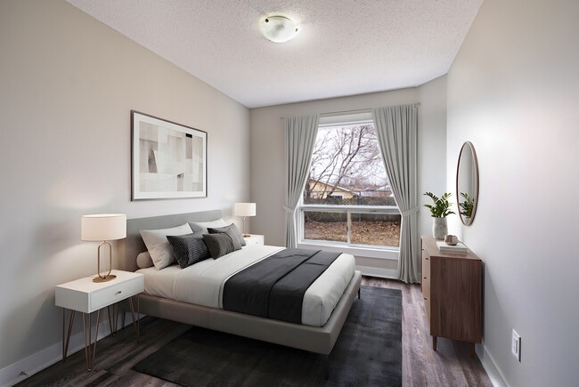 Photo - 15 Millwood Crescent