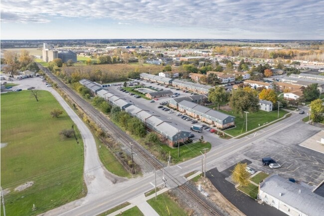 Photo - Winthrop Terrace - Bowling Green