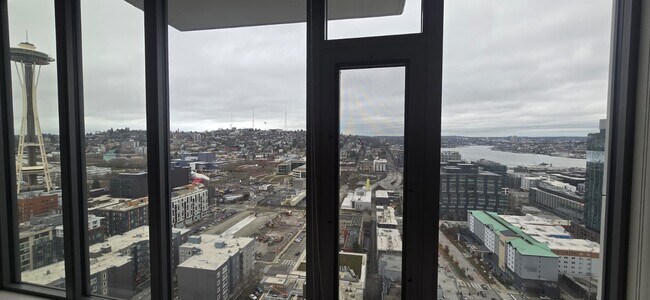 Photo - 2510 6th Ave Unit 2501