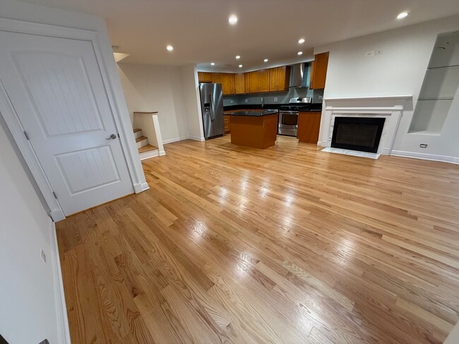 Photo - 5747 N Sheridan Rd Unidad E