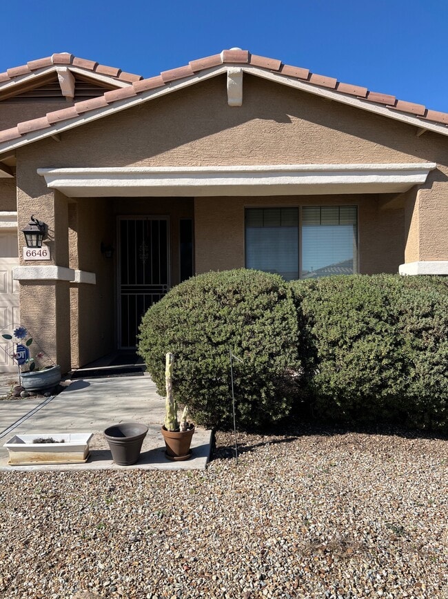 Photo - 6646 S 57th Ave