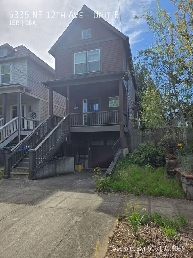 Photo - 5335 NE 12th Ave Apartment Unit B