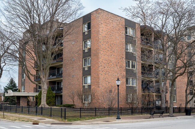Photo - 1 N Chestnut Ave Unit 2D