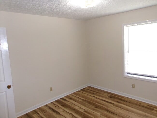 Photo - 3209 Timbermill Ave Unidad A