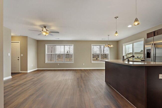 Photo - 336 Cattail Ct
