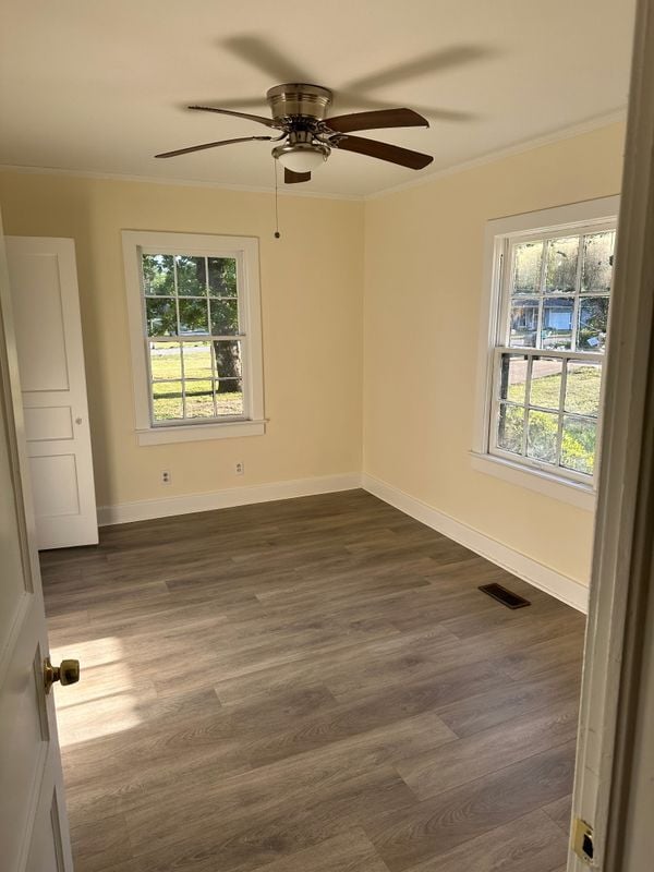 1105 Pineview Rd