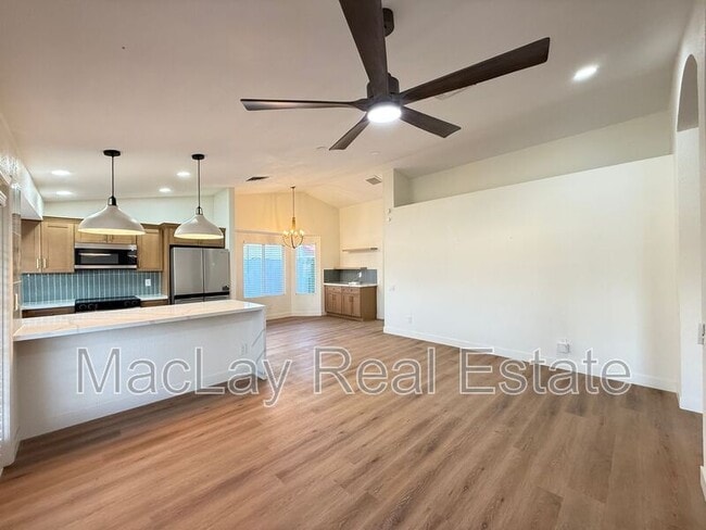 Photo - 1720 W Highland St