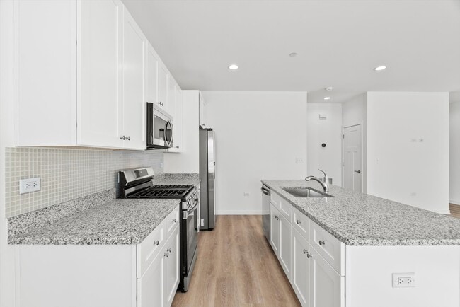 Photo - 1124 Gillespie Ln