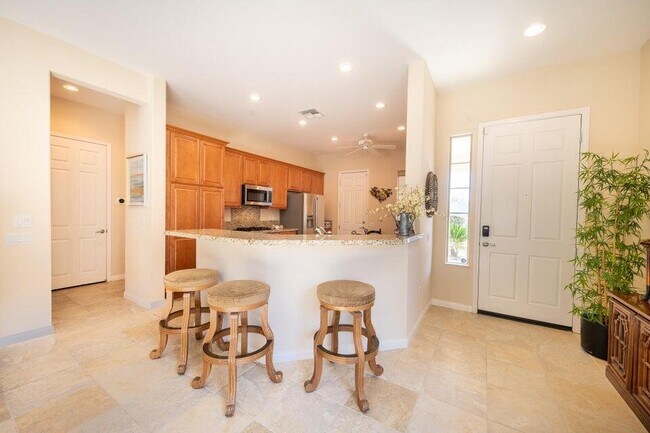 40799 Calle Los Osos