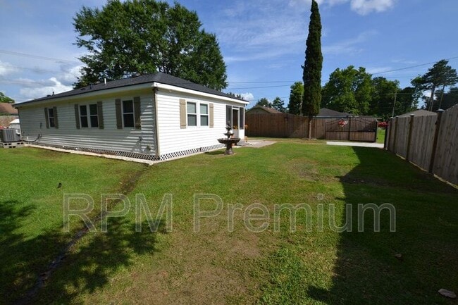 Photo - 9516 Gassie St