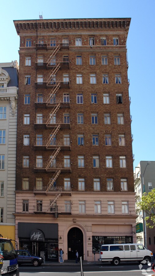 Photo - Geary Apartments