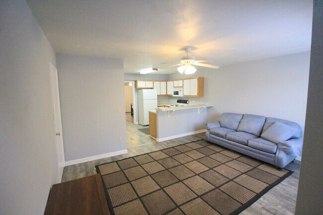 1430 Devon Ln