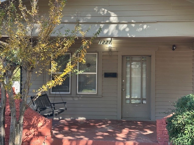 Photo - 1221 NW 42nd St