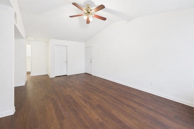 Photo - 501 W 26th St Unit 314